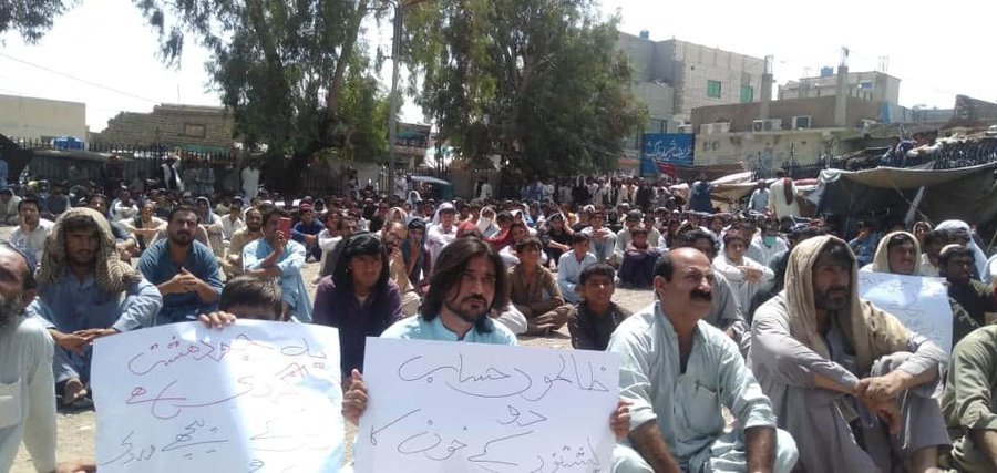 Pakistan Army's Eid Gift for Pashtuns : Fires At Peaceful Non-Violent, Gandhinian Protesters, killing 3 And Injuring 16 Including Women And Children. In the image PTM Zhob Protest against Chaman Massacre