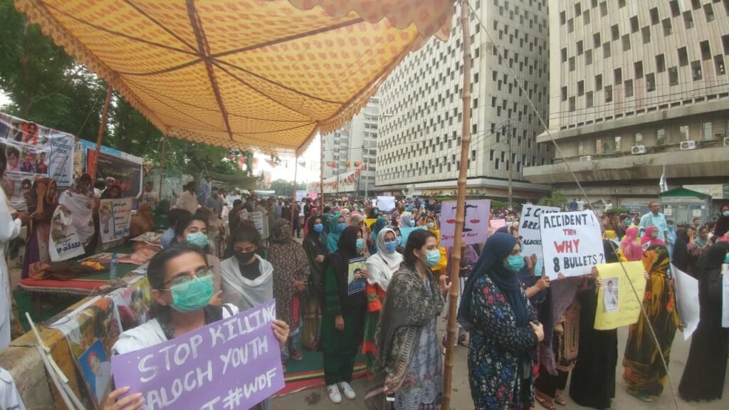 Anger in Pakistan Occupied Balochistan after cold blooded Extra Judicial Killing of Hayat Baloch : Members of WDF Sindh protesting in Karachi and Hyderabad against the unjust killing of Hayat Baloch