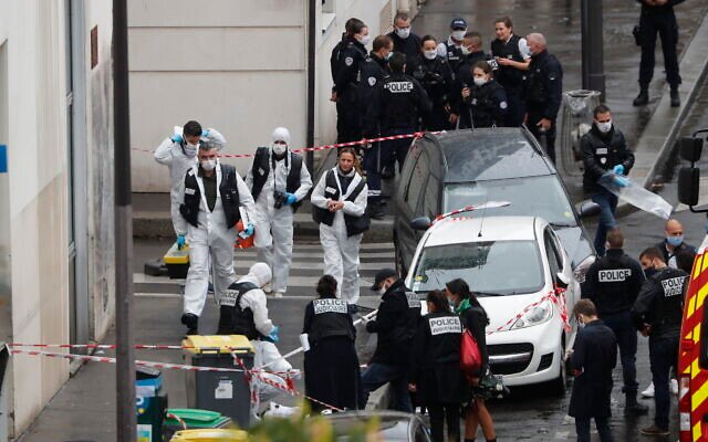 Four Pakistanis Placed Under Formal Investigation In France For Links to Paris Cleaver Attack 