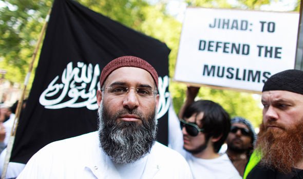 Ban on Pakistani Descent Convicted Radical Anjem Choudary's Hate Preaching to be lifted Soon in UK