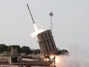 Hamas Terrorists fired over 160 rockets towards Jerusalem and southern Israel as IDF strikes back - Iron Dome in Action | NewsComWorld.com