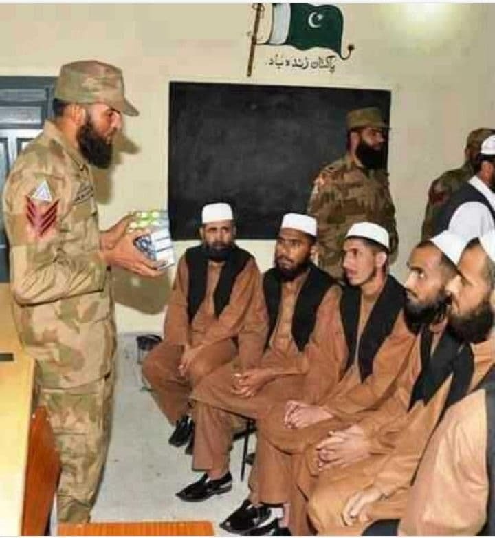 War Between Afghan Security Forces And Pakistan Army's Taliban Units enters Critical Phase - Pakistan Army training its Taliban Units | NewsComWorld.com